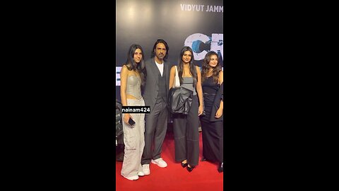 Arjun Rampal With Daughters