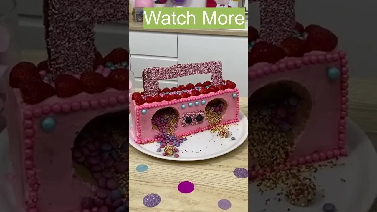 The Biggest Trends In Surprise Radio Cake We've Seen This Year