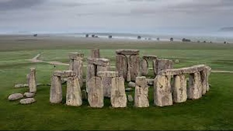 Stonehenge is not 5000 years old!