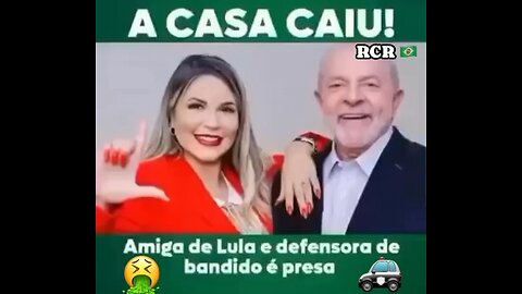 Não é a politica que transforma homens em corruptos,é votar em bandidos que torna a politica suja