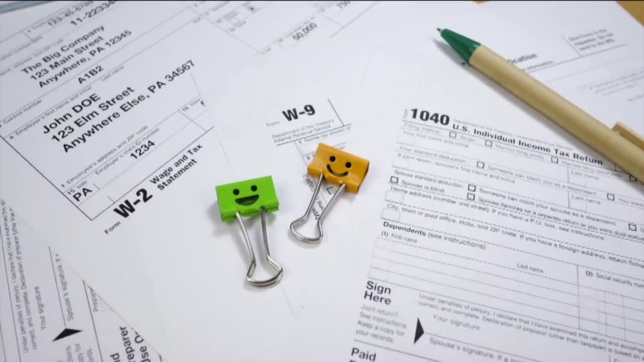 Contactless free tax preparation is offered in Waukesha for those who qualify