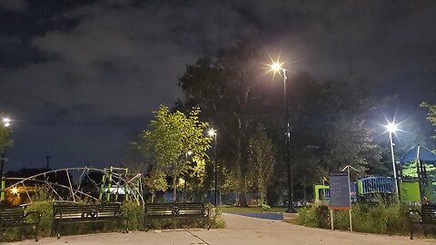 Walking Philadelphia at night