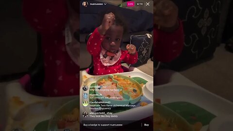 Nuenueeee Show Off Her Twins Babies And Dance For Them While They Eat On Instagram Live. 28.02.23.