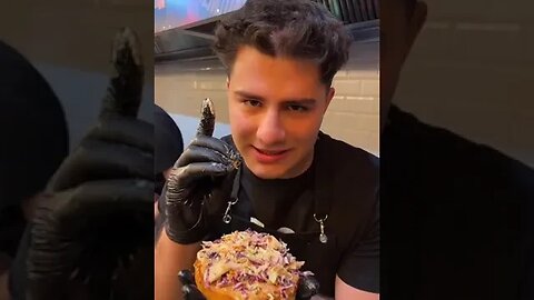 GATESC BURGER PENTRU PRIETENII MEI #oguritamica #mancaciosul #romania #mancaciosu #food