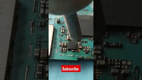 how to remove Samsung J2 battery IC