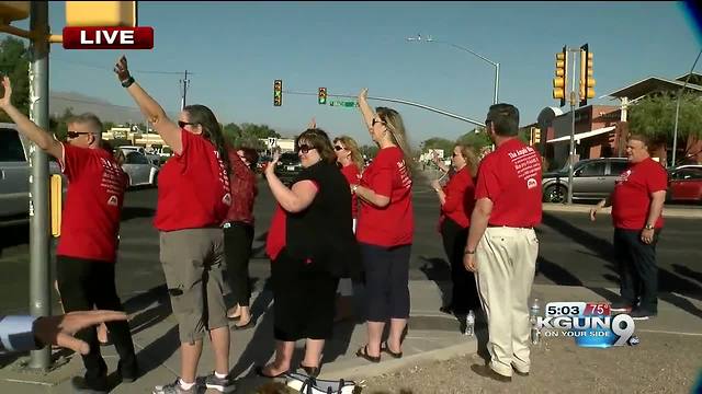 Amphi students and teachers "stand out"