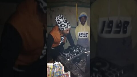 Saldanha baai settings dj fruits