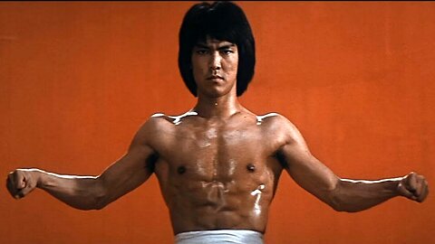Back to Red - Yuen Biao & Sammo Hung - Knockabout (1979)