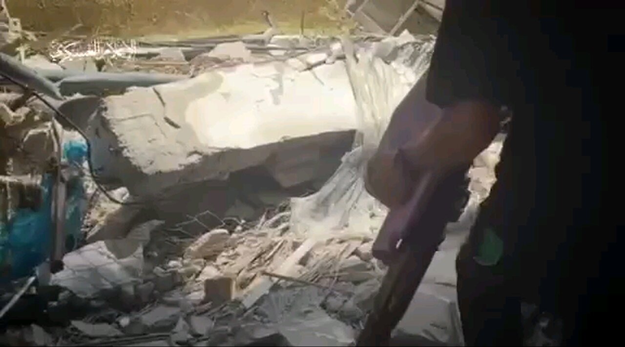 من تصدي مجاهدي كتائب القسام لجنود وآليات العدو في محور التوغل بحي تل الهوى جنوب مدينة غزة