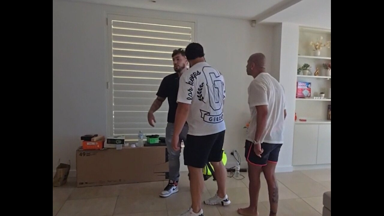 IP2 Stories - Fousey Presses a Camera Man Crashes Out! Cries