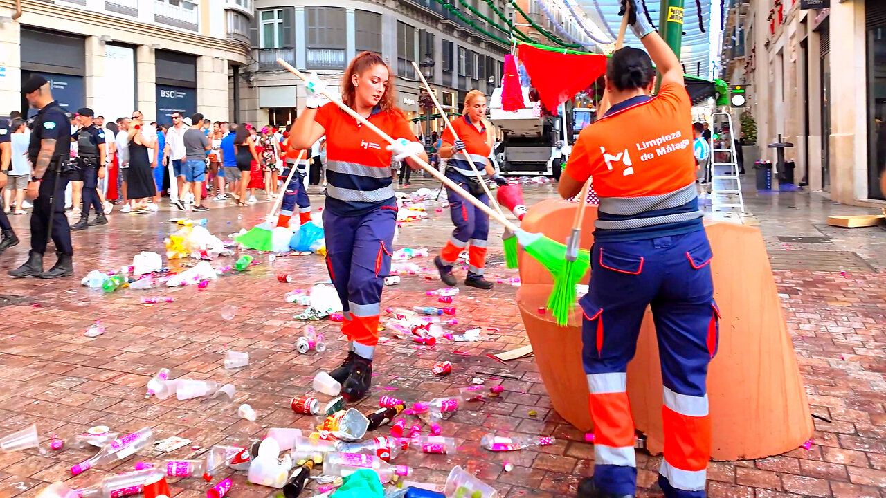 Battle Against Trash | City Cleaning Machines at Work