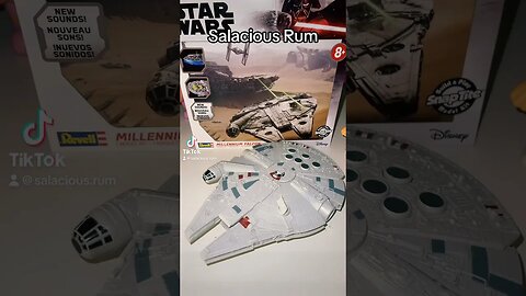 Revell - Star Wars: Millenium Falcon (Model Kit with Lights & Sounds)