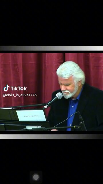 Pastor Bob Joyce Leads Worship & Plays Piano – Uplifting Praise at His Church