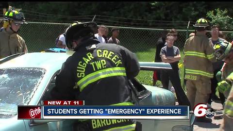 High school students get hands-on experience in emergencies