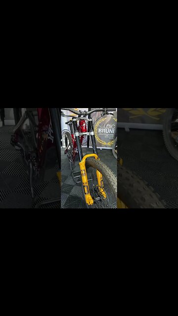 We’re loving the look of this Demo! #seaotterclassic #mtb #downhillmtb #loamwolf #ytshorts