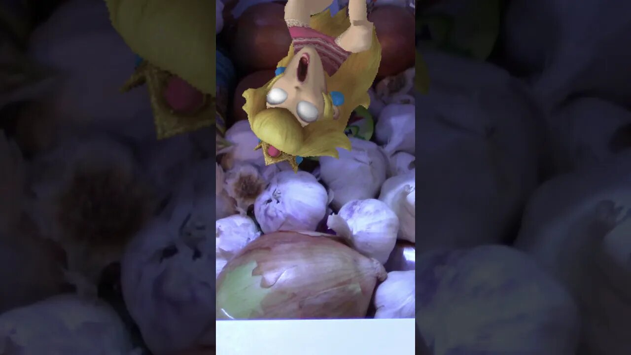 Zombie Princess Peach Is In My Garlic! #Shorts 😬