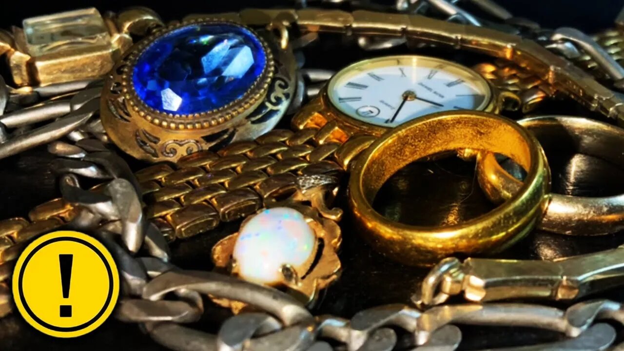 Gold Jewelry Can Make You A Robbery Target! How To Protect Yourself