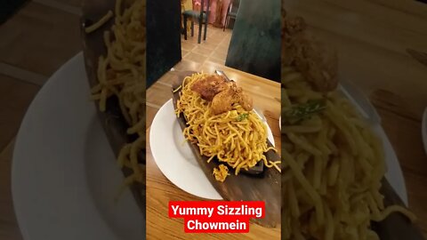 Green Loung Wari Yummy Sizzling Chowmein