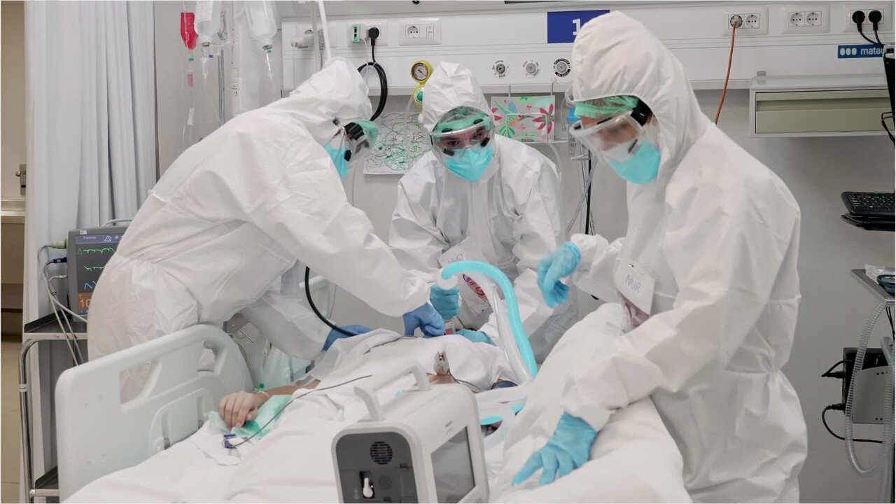 Scientists Urge Delay to May 17 Unlocking As COVID Cases Double in Parts of the UK
