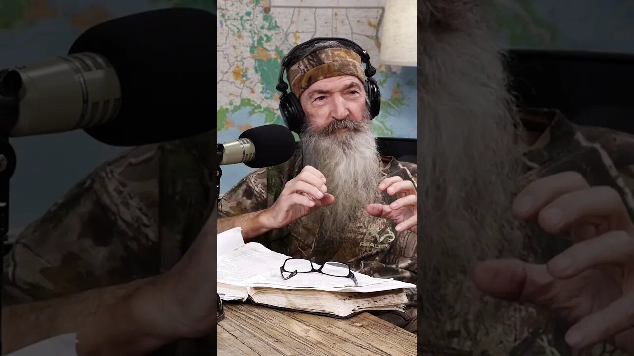 Phil Robertson's NIGHTMARE Is an Information Overload