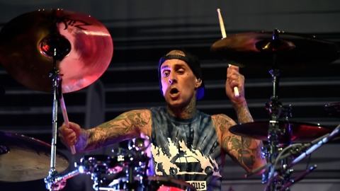 Blood clots force Travis Barker to cancel blink-182 shows