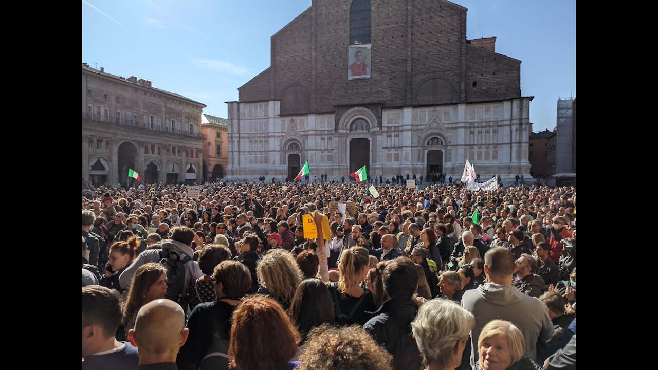 Italian Protestors Hit With Water Cannons But Who Is In Charge? Wake Up Call 10-19-2021