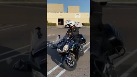 Tight Turns On A Kawasaki Concourse