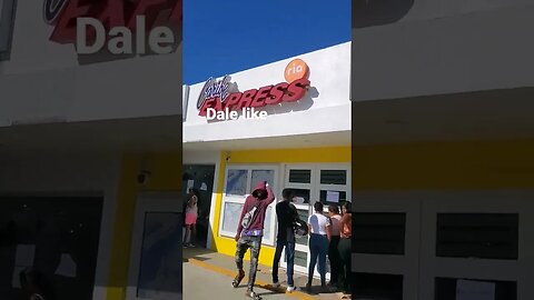 mira como están las remesas y la gente en el sol