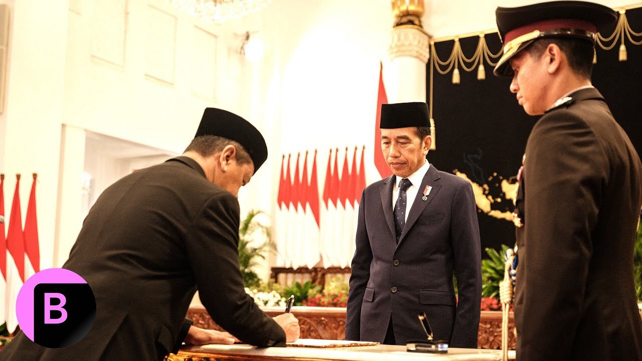 Indonesian President Jokowi's Last-Minute Cabinet Shuffle