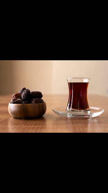 Moroccan Mint and Date Lemonade: A Flavor Adventure