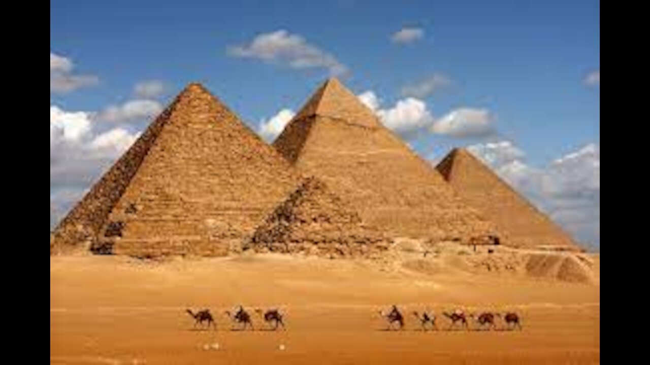 HOW PYRAMIDS ARE BUILD?