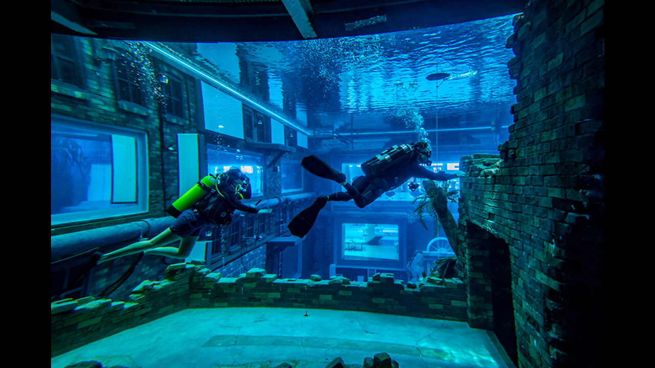 Deep Dive Dubai ~ The Worlds Deepest Swimming Pool/Includes a Sunken City