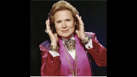 Celebrity Photographer Harry Langdon recalls working with world famous astrologer Walter Mercado