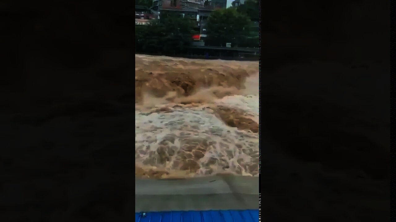 Flood in Zigong, Sichuan, China 四川自貢洪水