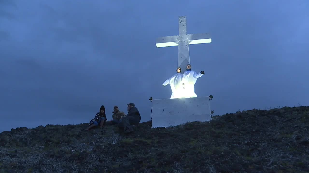 Easter sunrise service at Lizard Butte is a family tradition enjoyed by so many people