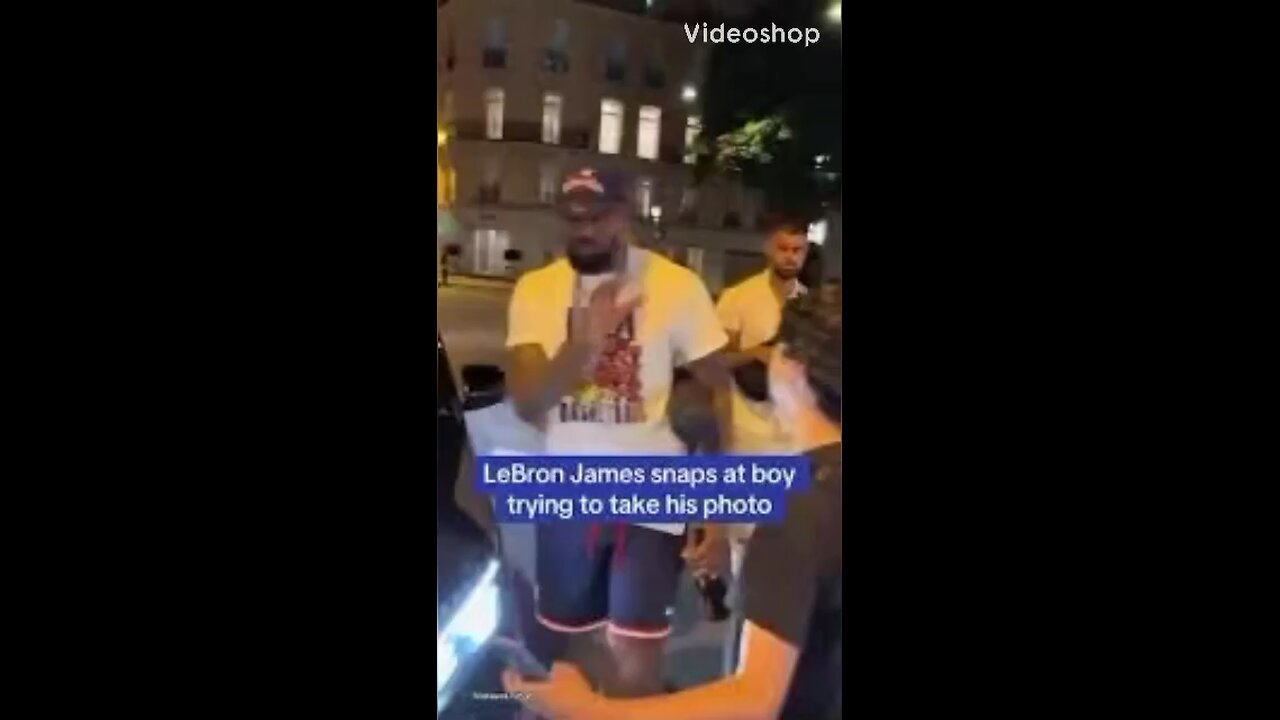 Lebron snaps at kid smh