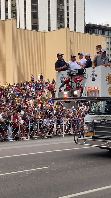 Colorado Avalanche parade 2