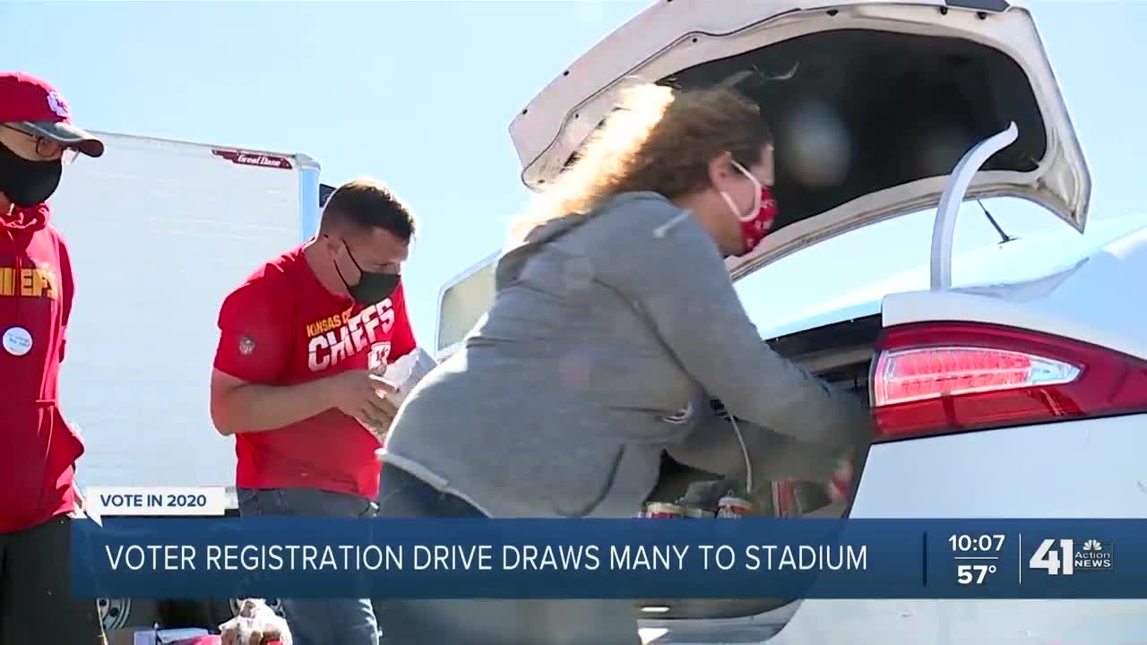 Arrowhead Stadium food, voter registration drive draws thousands