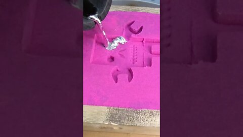 Casting Metal with Kinetic Sand #shorts