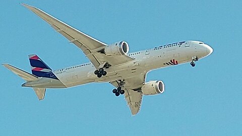 Boeing 787-9 Dreamliner CC-BGU coming from Miami to Fortaleza