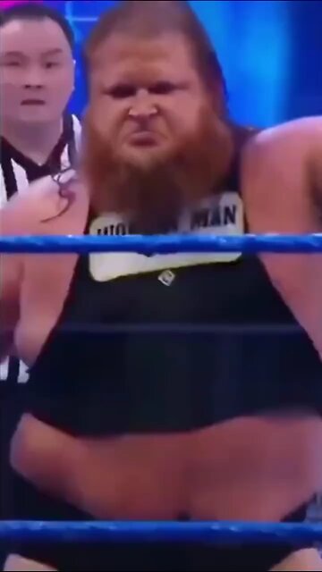 Entertaining WWE video 😂