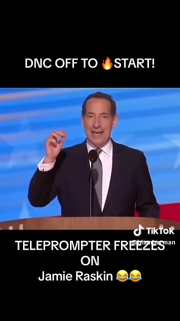Teleprompter freezes during DNC speech, how embarrassing
