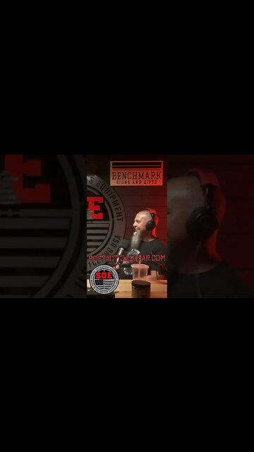 Skully has the proof! #shorts #bigfoot #yeti #mtsthelens #volcano #bigfootjustice #bigfooters