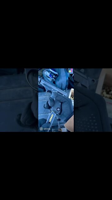 Beretta 71 with Dead Air Mask