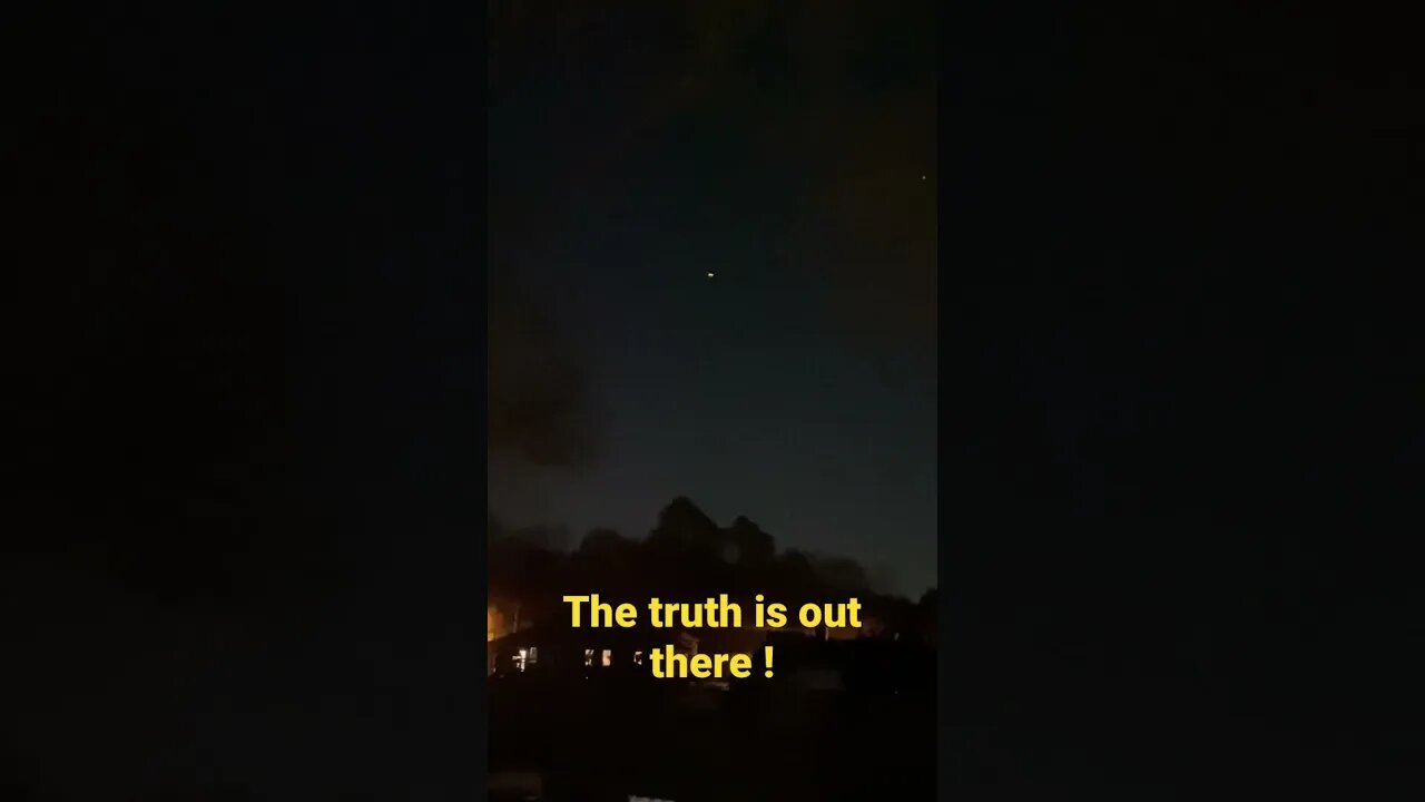 Multiple UFO’s flying all around the city ???!?!?!??? #thetruthwillsetyoufree #thetruthisoutthere