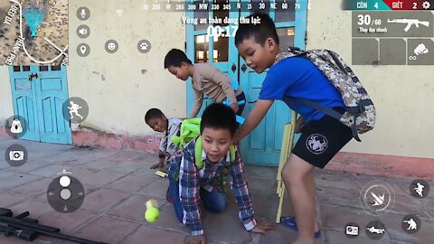 NIÑOS JUGANDO FREE FIRE EN LA VIDA REAL-DIVERDITO