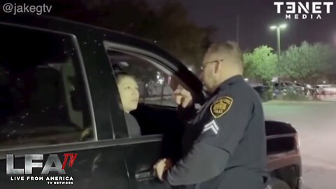 COPS OFF DUTY IN UNIFORM PROTECT TRAFFICKERS!