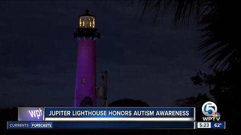 Jupiter Inlet Lighthouse goes blue for autism