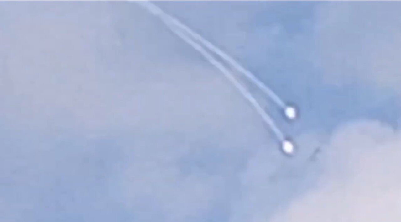 Kh-29 missile fire with Russian Su-34 Jet