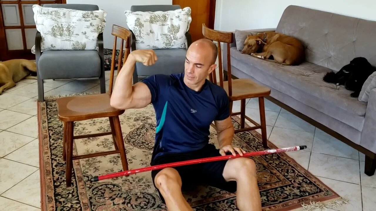 Exercício em casa: Como fazer Bíceps Suspenso | Workout at Home: How to Do Suspension Biceps Curls